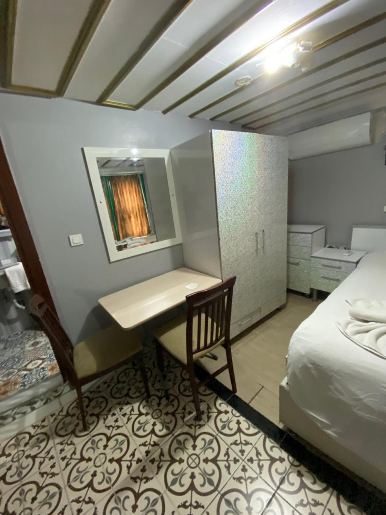 Sophia Studio Apart Hotel Istanbul Bagian luar foto