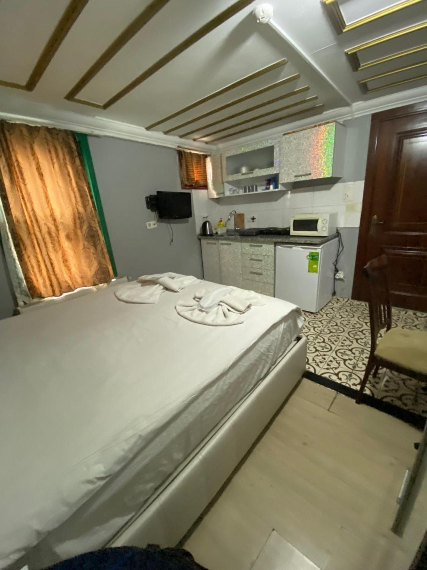 Sophia Studio Apart Hotel Istanbul Bagian luar foto