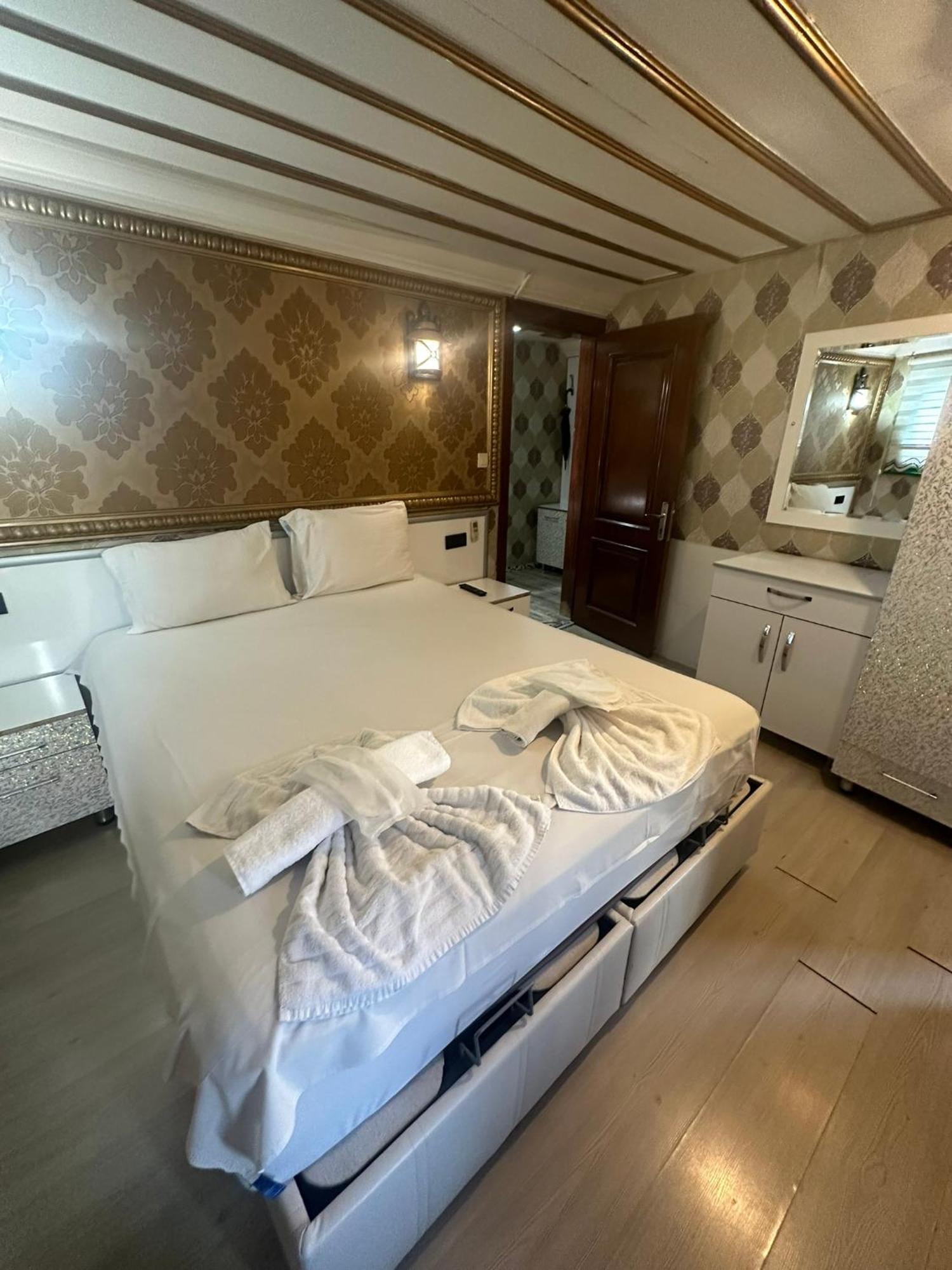 Sophia Studio Apart Hotel Istanbul Bagian luar foto
