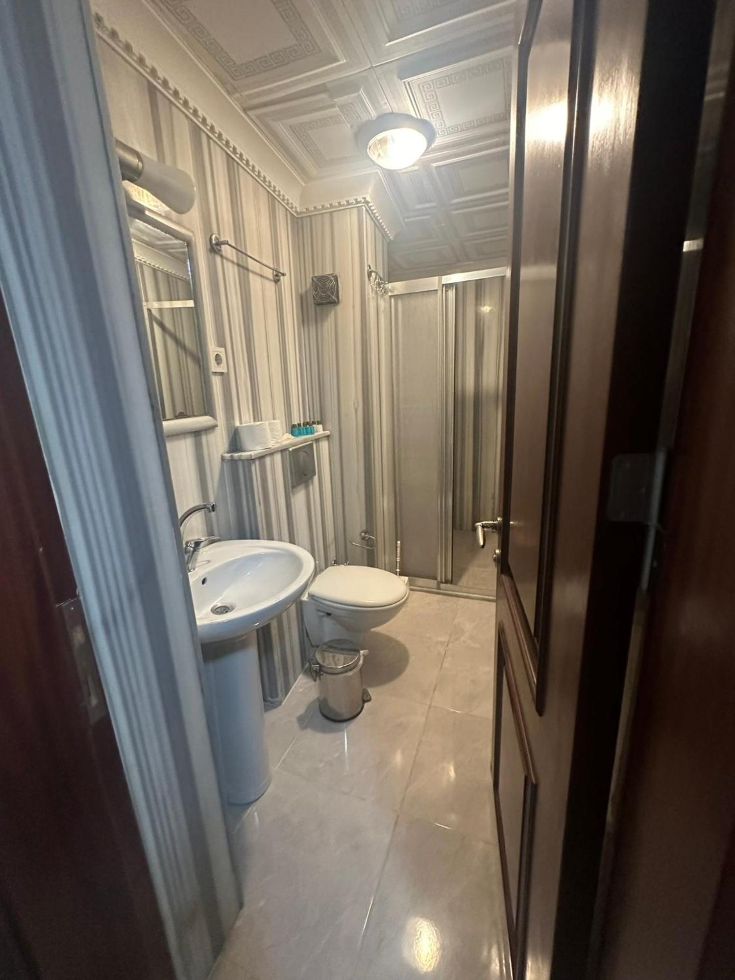 Sophia Studio Apart Hotel Istanbul Bagian luar foto