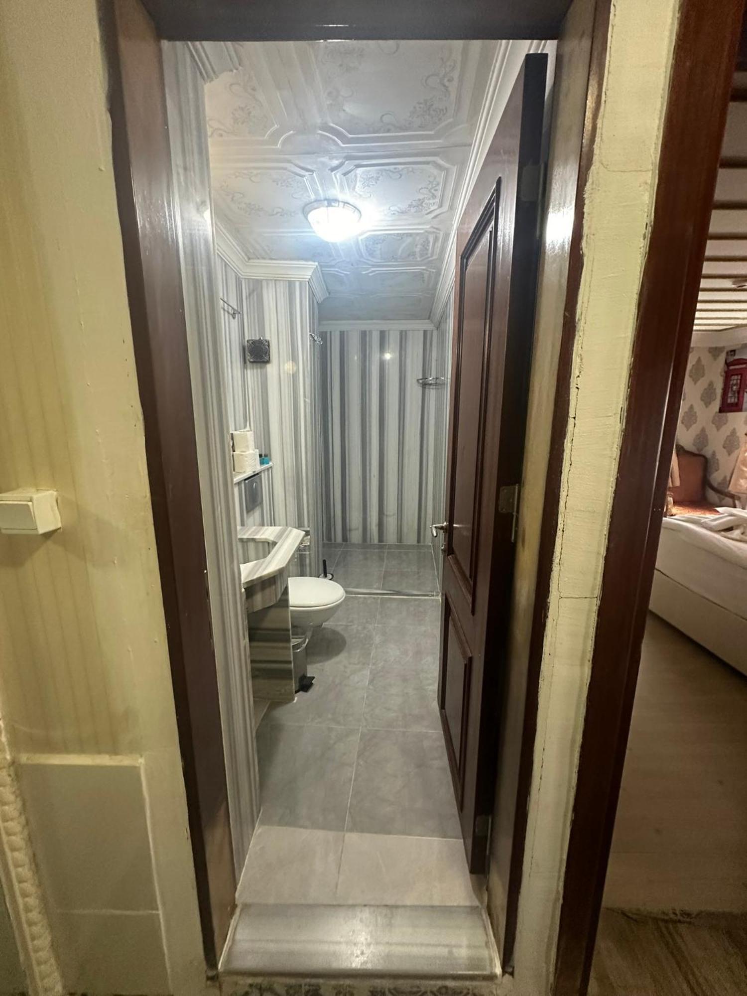 Sophia Studio Apart Hotel Istanbul Bagian luar foto