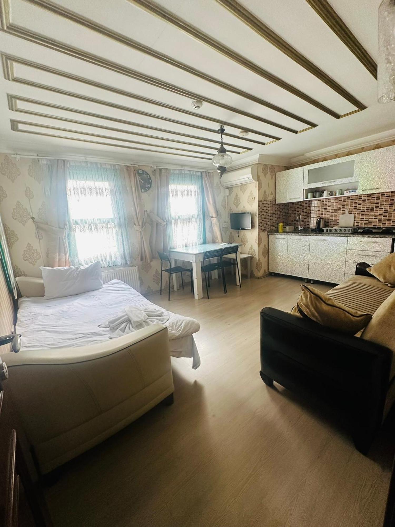 Sophia Studio Apart Hotel Istanbul Bagian luar foto