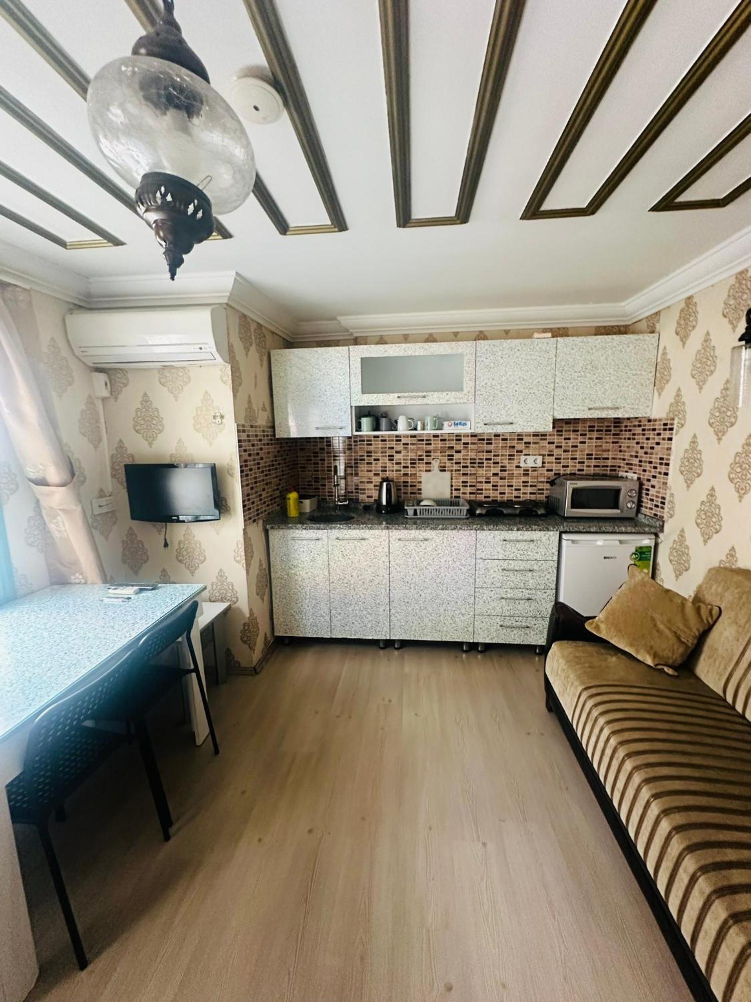 Sophia Studio Apart Hotel Istanbul Bagian luar foto