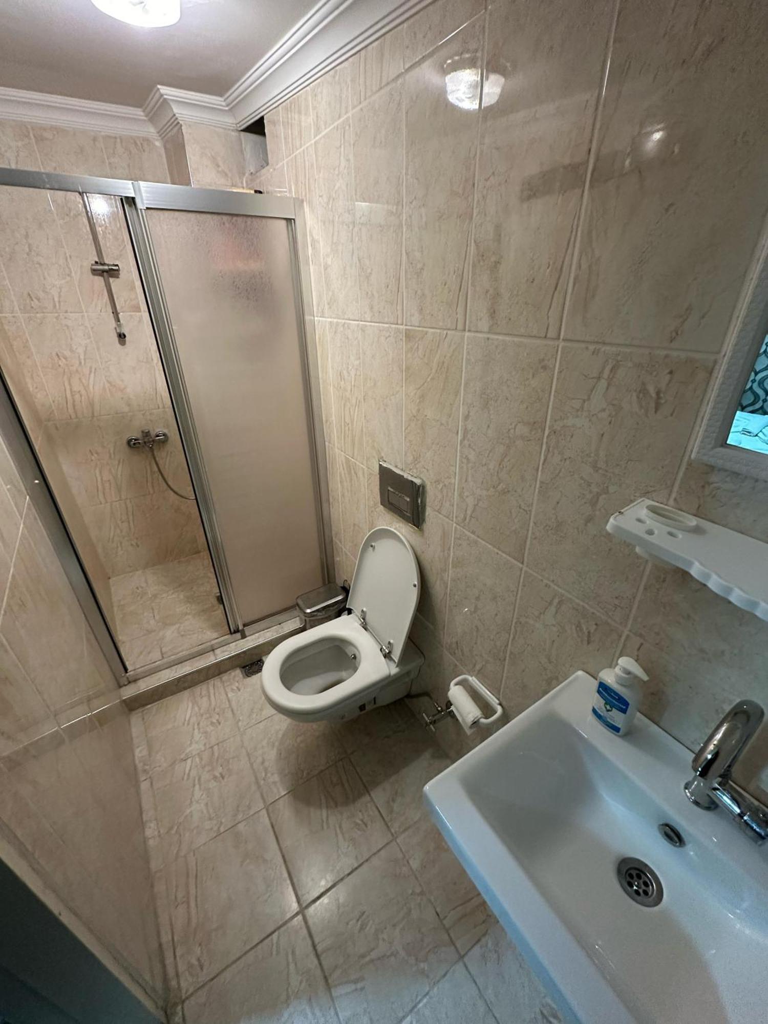 Sophia Studio Apart Hotel Istanbul Bagian luar foto